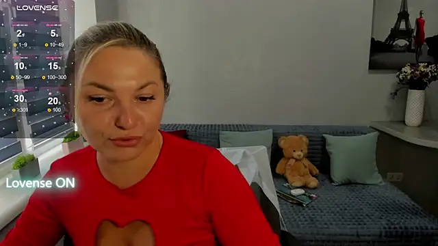 Snapshot of sweet___margaret chatting on October 20, 2025, 11:33 am sweet margaret online show from October 20, 2025, 11:33 am