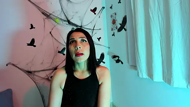 AdelleLennox cg online show from November 3, 2025, 9:13 am