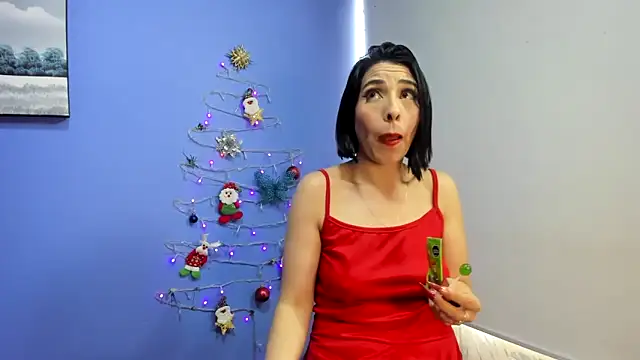 AdelleLennox cg online show from December 13, 2024, 5:21 pm