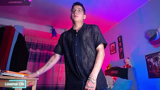 mexican cum online show from November 14, 2025, 3:10 am