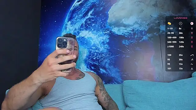 Snapshot of delessandro_world chatting on February 19, 2026, 10:18 pm delessandro world online show from February 19, 2026, 10:18 pm