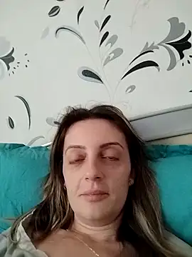 Snapshot of SophyGirl chatting on December 19, 2025, 1:02 pm SophyGirl online show from December 19, 2025, 1:02 pm