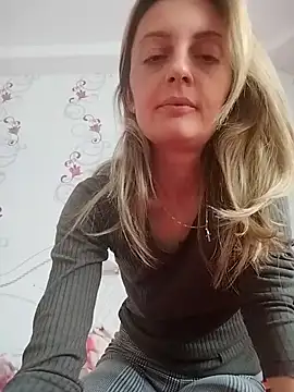 Snapshot of SophyGirl chatting on March 22, 2026, 12:40 pm SophyGirl online show from March 22, 2026, 12:40 pm