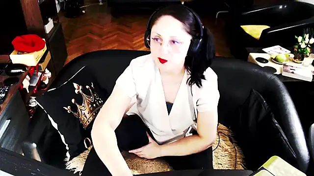Snapshot of Imperatriza chatting on May 13, 2026, 12:39 am Imperatriza online show from May 13, 2026, 12:39 am