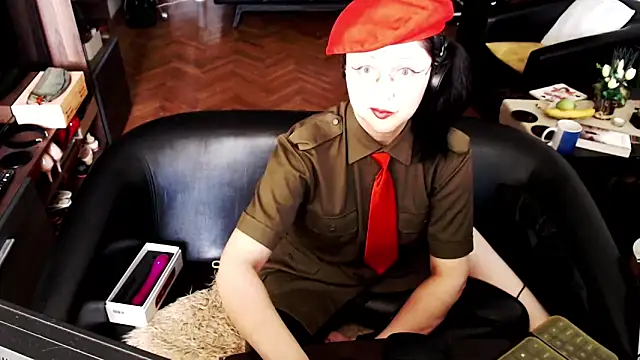Snapshot of Imperatriza chatting on May 11, 2026, 4:04 pm Imperatriza online show from May 11, 2026, 4:04 pm