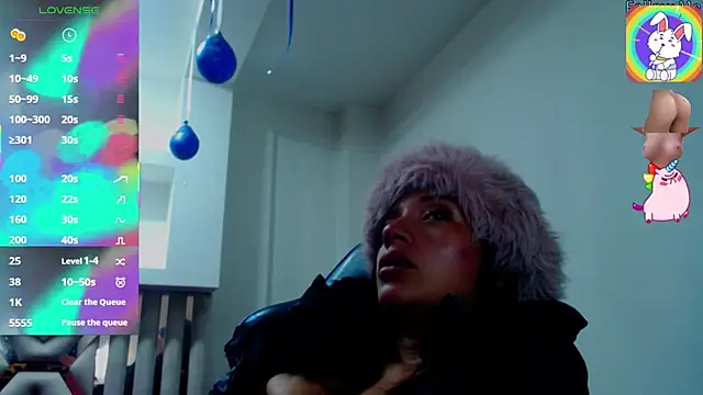 angelie 3 online show from November 26, 2025, 5:18 am