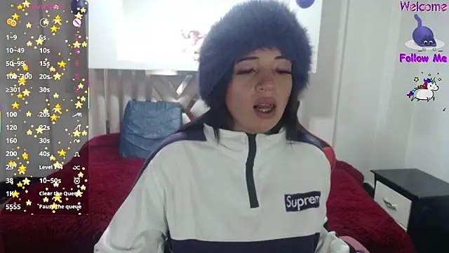 angelie 3 online show from November 18, 2025, 4:49 am