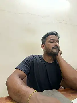 rabikumar1900 online show from May 19, 2026, 5:53 pm
