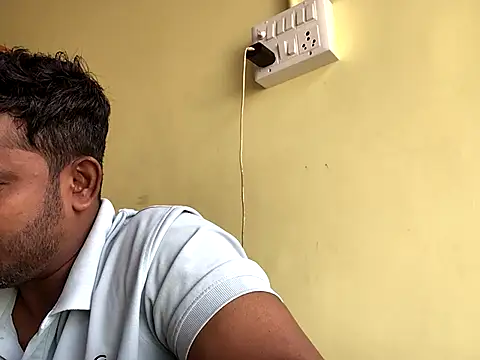 Snapshot of rabikumar1900 chatting on November 16, 2025, 5:45 am rabikumar1900 online show from November 16, 2025, 5:45 am