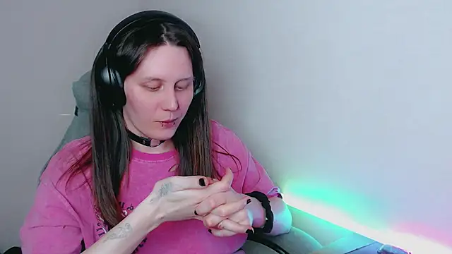 Snapshot of tracy_cooper chatting on January 11, 2025, 3:02 am tracy cooper online show from January 11, 2025, 3:02 am