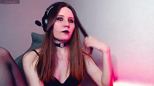 Snapshot of tracy_cooper chatting on February 11, 2025, 5:05 am tracy cooper online show from February 11, 2025, 5:05 am