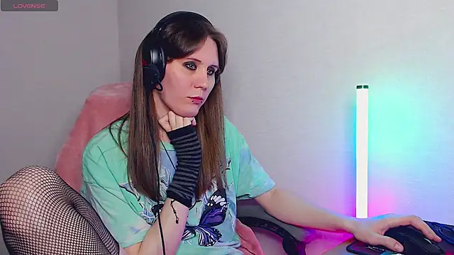 Snapshot of tracy_cooper chatting on February 18, 2025, 4:36 pm tracy cooper online show from February 18, 2025, 4:36 pm