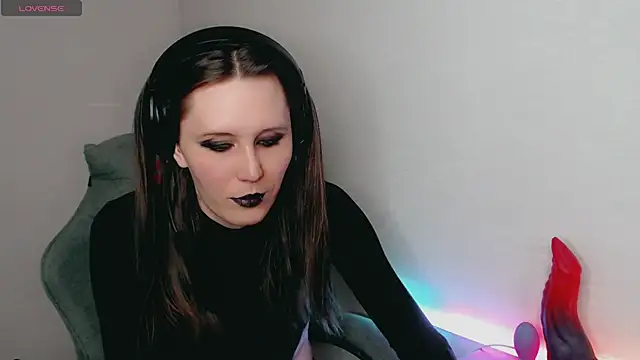 Snapshot of tracy_cooper chatting on December 17, 2024, 2:33 pm tracy cooper online show from December 17, 2024, 2:33 pm