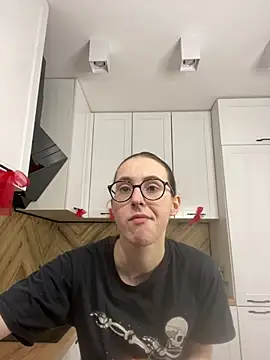 MartiniiSelenna online show from January 12, 2026, 6:42 am