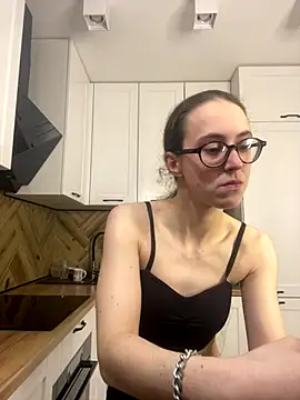 MartiniiSelenna online show from October 23, 2025, 5:39 am