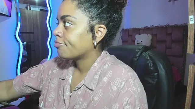 ladyrd1 online show from February 28, 2026, 10:20 pm