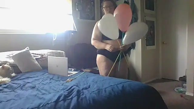 Morremarie online show from February 4, 2025, 7:55 pm