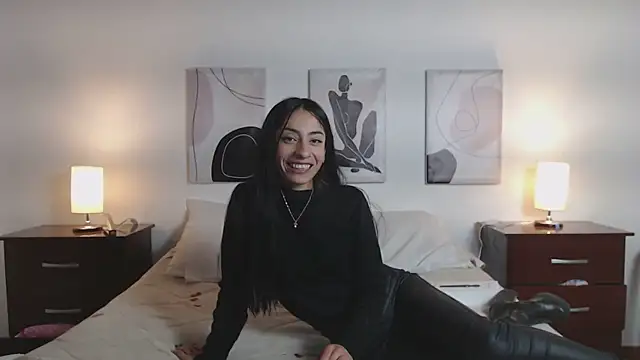 Snapshot of Lucy_joi chatting on February 13, 2025, 8:24 pm Lucy joi online show from February 13, 2025, 8:24 pm