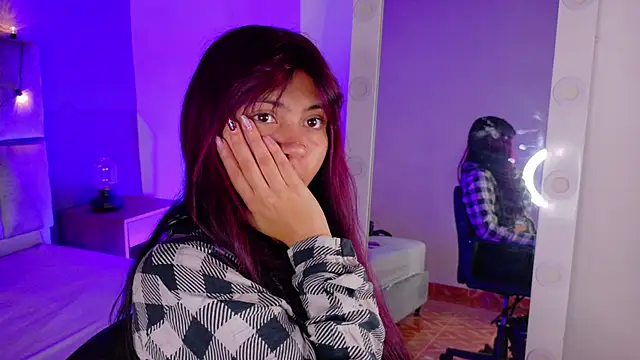 alaia-rogers online show from November 4, 2025, 11:36 am