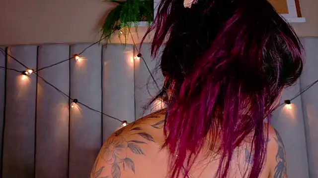 alaia-rogers online show from January 5, 2026, 6:11 pm