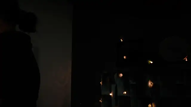 alaia-rogers online show from October 8, 2025, 11:34 am