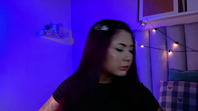 alaia-rogers online show from November 13, 2025, 11:36 am