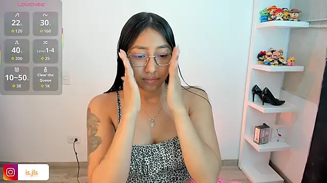 Snapshot of isa_bellaa0 chatting on November 11, 2025, 11:05 am isa bellaa0 online show from November 11, 2025, 11:05 am