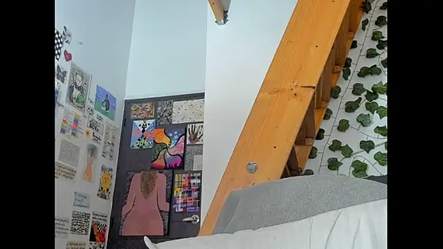 Ada gales  online show from February 27, 2025, 11:37 pm