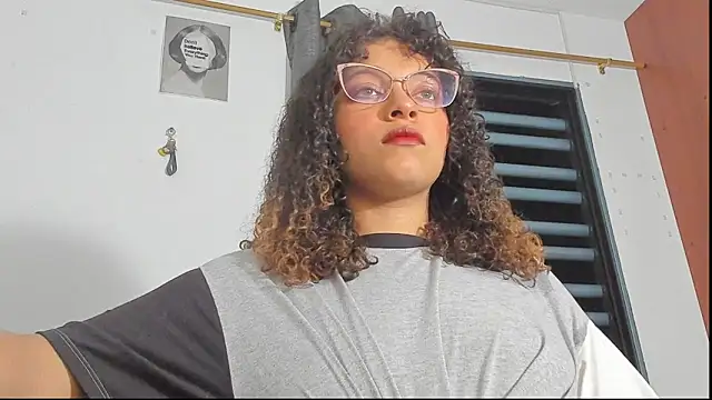 Ada gales  online show from December 5, 2025, 4:00 am