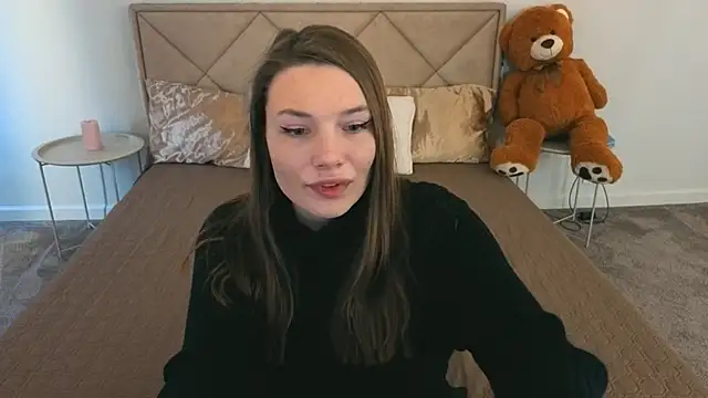 IceDanielles online show from April 4, 2026, 12:34 pm