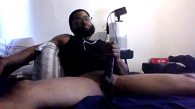 Snapshot of Enos3 chatting on February 18, 2026, 6:04 pm Enos3 online show from February 18, 2026, 6:04 pm