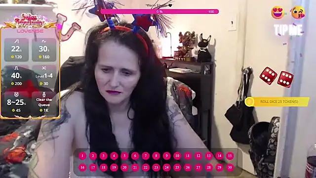 Snapshot of Demonicmiss chatting on May 25, 2026, 12:15 pm Demonicmiss online show from May 25, 2026, 12:15 pm