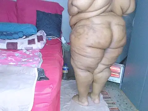 Snapshot of fatafricanqueen chatting on July 23, 2026, 9:00 pm fatafricanqueen online show from July 23, 2026, 9:00 pm