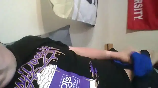 YelpedAverting online show from October 16, 2025, 7:33 pm