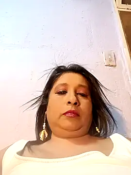 raniofsex02 online show from December 5, 2025, 6:50 pm