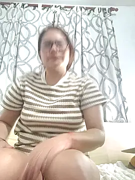 ZUCAAT online show from January 6, 2026, 3:43 am