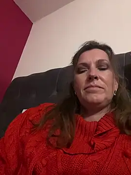 Lwhite1 online show from February 8, 2026, 5:32 pm