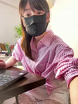 Snapshot of Annabody chatting on March 22, 2025, 12:04 pm Annabody online show from March 22, 2025, 12:04 pm