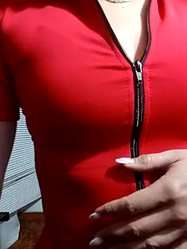 merlinaadams  online show from May 16, 2026, 2:10 am