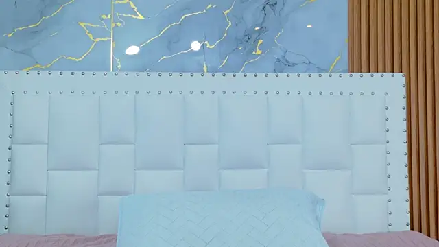 littleebonny online show from October 9, 2025, 1:00 pm