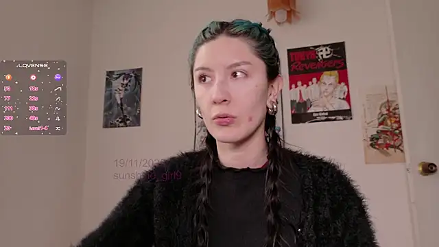 Snapshot of sunshine_girl9 chatting on November 19, 2025, 7:58 pm sunshine girl9 online show from November 19, 2025, 7:58 pm