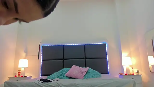 Snapshot of Aslhyn_Gomez chatting on September 12, 2025, 9:25 pm Aslhyn Gomez online show from September 12, 2025, 9:25 pm