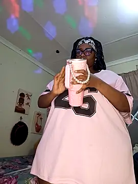 CocoBootyyy online show from December 21, 2025, 10:21 pm