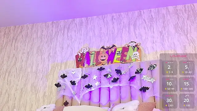 emily parkerr online show from October 8, 2025, 8:42 pm