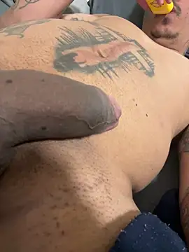 Snapshot of yuricosta1 chatting on March 1, 2026, 1:33 pm yuricosta1 online show from March 1, 2026, 1:33 pm