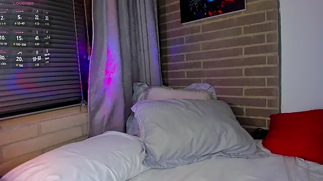 liam oficial02 online show from May 12, 2026, 3:03 am