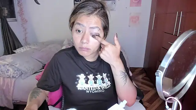 Snapshot of StephaniFox chatting on February 15, 2026, 2:01 am StephaniFox online show from February 15, 2026, 2:01 am