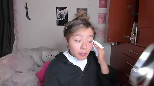 Snapshot of StephaniFox chatting on February 17, 2026, 5:38 am StephaniFox online show from February 17, 2026, 5:38 am