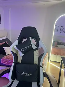 Dj scarlettmorreti online show from November 11, 2025, 9:09 pm