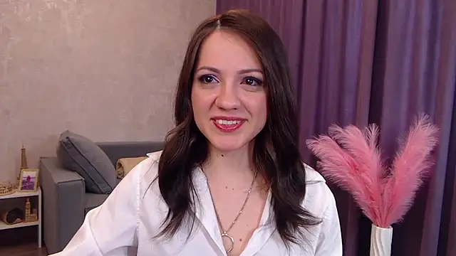 Snapshot of SusanMorado chatting on November 3, 2025, 9:24 am SusanMorado online show from November 3, 2025, 9:24 am